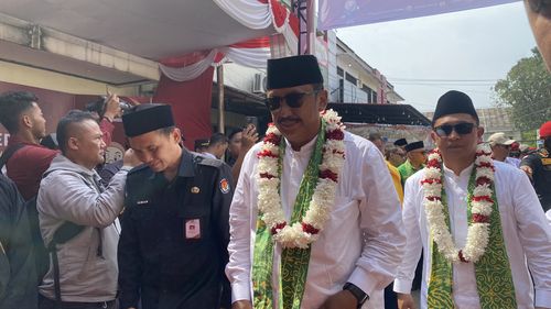 Asjap-Andreas Daftar Pilkada Sukabumi 2024, Targetkan 70 Persen Suara