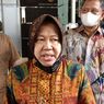 Menteri Sosial Tri Rismaharini Serahkan Sumbangan Donatur Online kepada Anak Penyandang Penyakit di Bekasi