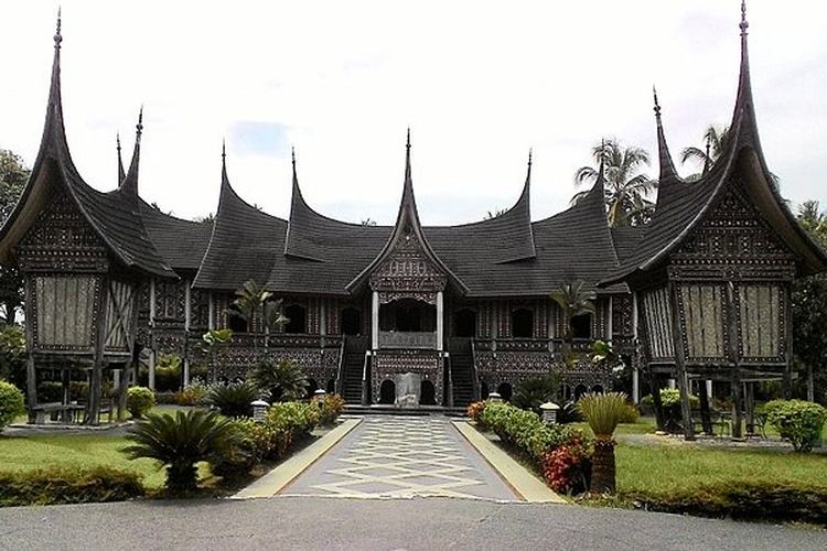 Rumah Gadang Sungai Beringin, salah satu destinasi wisata sejarah dan budaya di Kota Payakumbuh, Sumatera Barat
