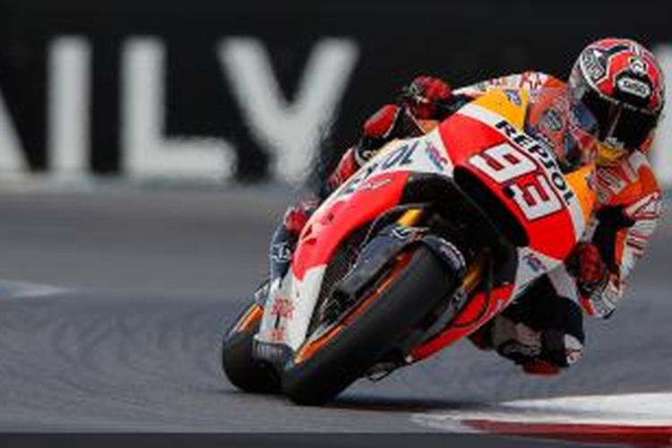 Pebalap Repsol Honda, Marc Marquez, melaju di Sirkuit Assen pada balapan GP Belanda, Sabtu (28/6/2014).