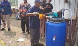 Dukung Kemandirian Energi, Kawasan Transmigrasi Teluk Wondama Manfaatkan Panel Surya dan Biogas