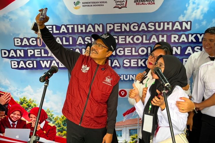 Hadiri Pelatihan di Padang, Gus Ipul Janjikan Tukin Istimewa untuk Wali Asrama dan Tendik Sekolah Rakyat