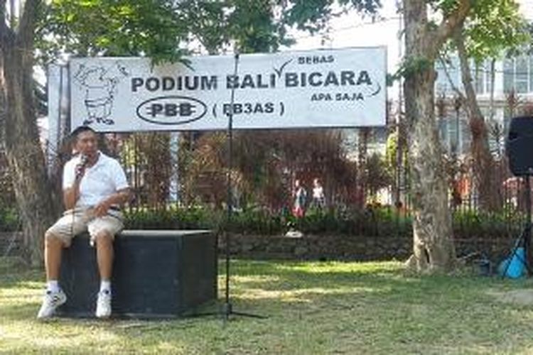 Gubernur Bali Made Mangku Pastika saat acara PB2AS di Lapangan Renon Denpasar. 