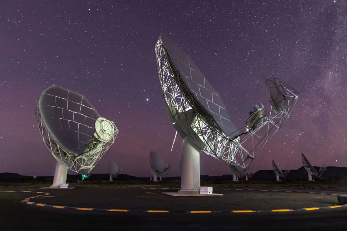 Teleskop MeerKAT Tangkap Sinyal Radio Komet 3I/ATLAS, Bukti Kuat Bukan
