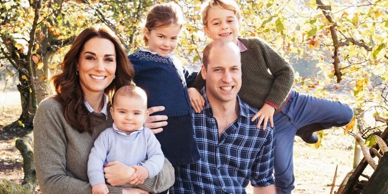 Pangeran William dan Kate Middleton bersama ketiga anaknya, Pangeran George, Putri Charlotte dan Pangeran Louis.