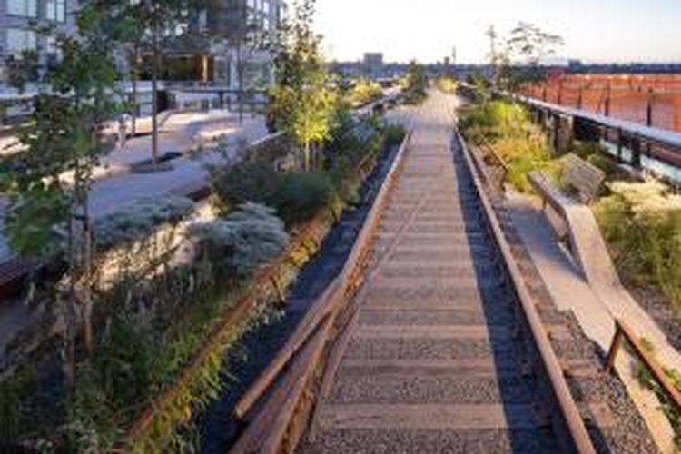 The High Line at The Rail Yards