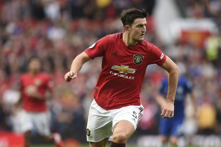 Harry Maguire menjalani debutnya berseragam Setan Merah pada laga Manchester United vs Chelsea di Stadion Old Trafford dalam lanjutan Liga Inggris, 11 Agustus 2019. 