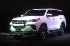 Menelisik Kemiripan Toyota “All New” Fortuner dan Hilux