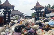 Massa Tumpahkan 2 Truk Sampah di Kantor Bupati Pemalang, Apa yang Diprotes?