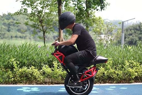 Motor Listrik Unik, Mirip Ducati Monster tapi Satu Roda