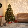 Enggak Pakai Lama, Nih Tips Mudah Bersihkan Pohon Natal Buatan