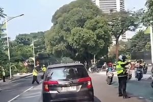 Alasan Polisi Setop Laju Ambulans di Jakpus: Beri Jalan Rombongan PM Singapura Masuk Hotel