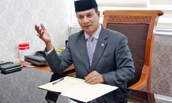 Anggota DPR Aceh Bantah Klaim Pemulihan Listrik 97 Persen, Desak Menteri ESDM Percepat Penanganan