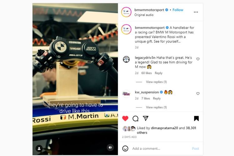 Hadiah spesial dari BMW M Motorsport untuk Valentino Rossi, setir berbentuk setang