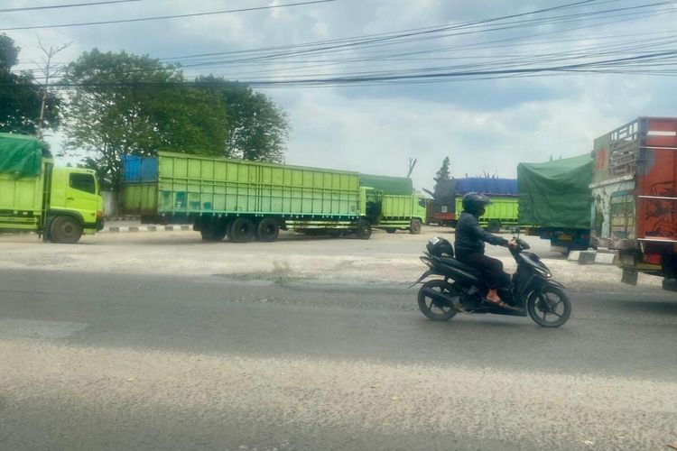 Antrean BBM Subsidi Meluas di Berbagai Wilayah Lampung, Warga Antre Berjam-jam