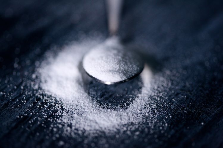 Ilustrasi bahan pemanis buatan aspartam.