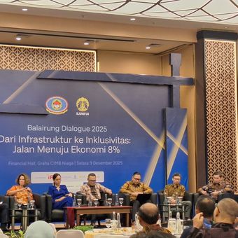 Balairung Dialogue 2025 ?Dari Infrastruktur ke Inklusivitas: Jalan Menuju Ekonomi 8 Persen yang diselenggarakan Ikatan Alumni SMA Taruna Nusantara (Ikastara) bersama Ikatan Alumni Universitas Indonesia (Iluni UI), Selasa (9/12/2025).