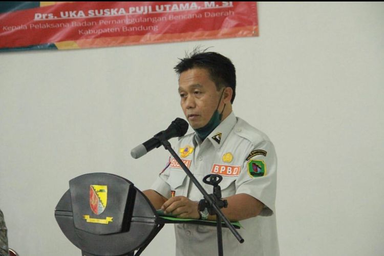 Kepala BPBD Kabupaten Bandung sebut Kampung Giriawas Desa Sukaluyu Kecamatan Pangalengan berada pada potensi gerakan tanah tinggi, Senin (21/3/2022)
