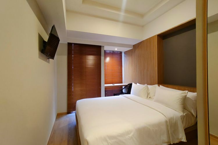 Potrait kamar di hotel Golden Tulip Essential PIK2 Jakarta, Tower 8, Tower Ishikawa, Tokyo Riverside Apartment PIK 2, Kamis (16/10/2025). 