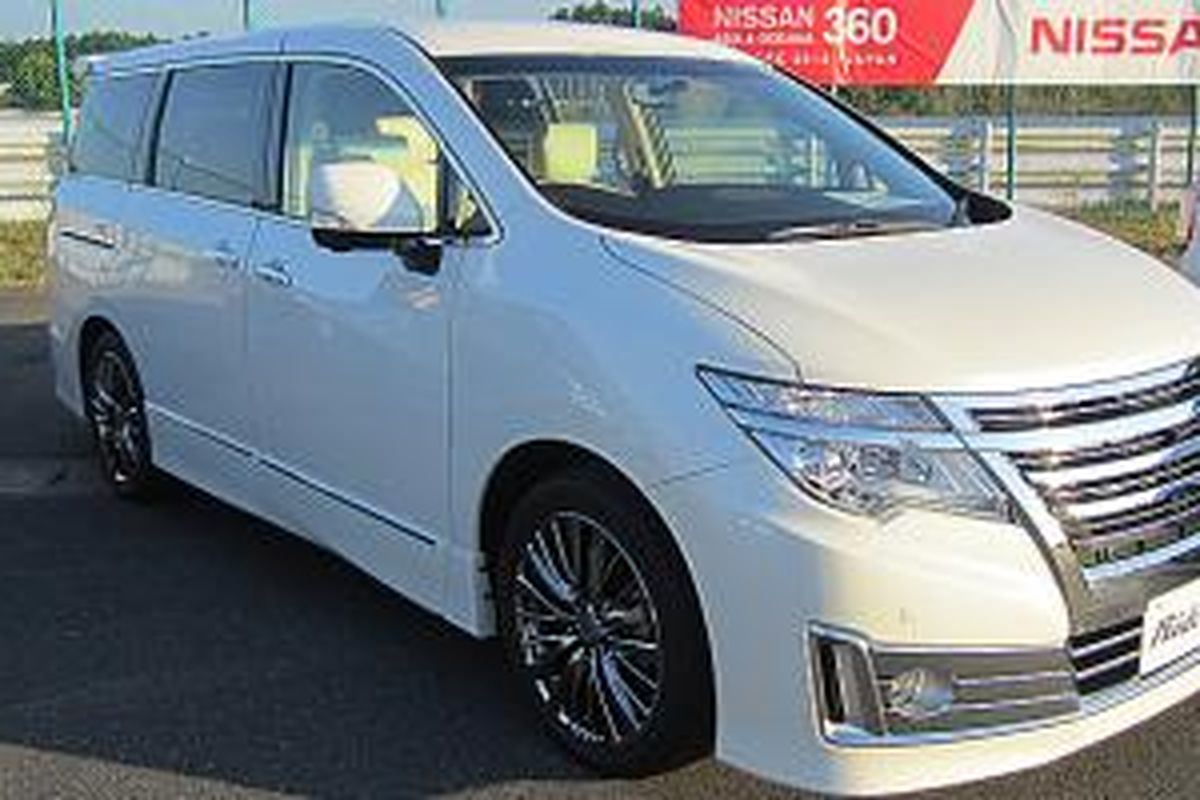 Nissan Elgrand Riders dari Autech