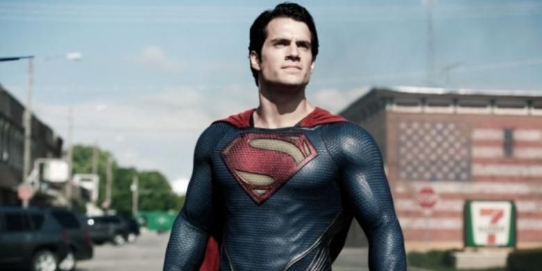 Henry Cavill sebagai Superman dalam Man of Steel