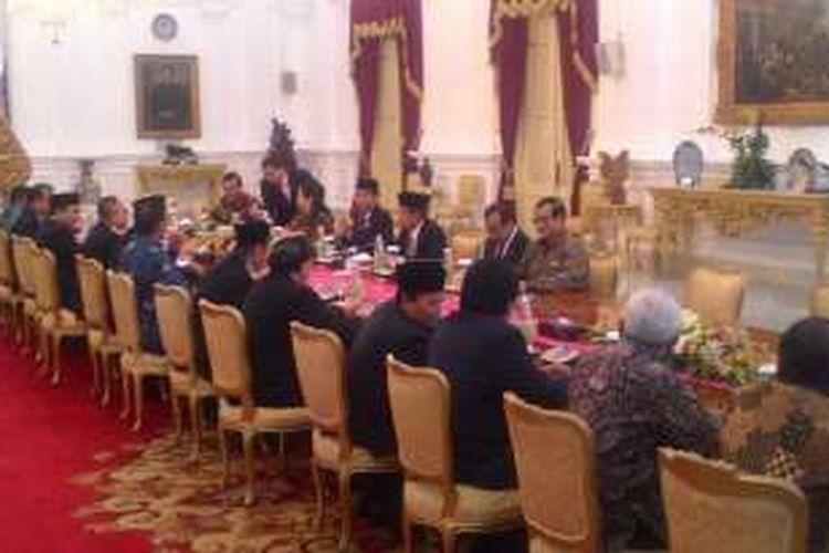 Presiden Joko Widodo mengumpulkan pimpinan lembaga tinggi negara di Istana Kepresidenan, Jakarta, Rabu (26/10/2016).
