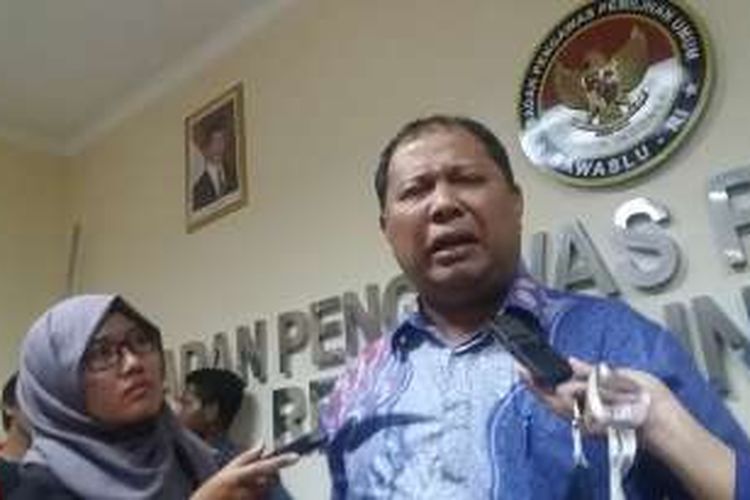 Komisioner Badan Pengawas Pemilu RI, Nasrullah di Gedung Bawaslu, Thamrin, Jakarta Pusat, jumat (18/3/2016)