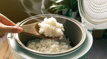 Cara Memasak Nasi Rendah Kalori, Cuma 4 Langkah Mudah