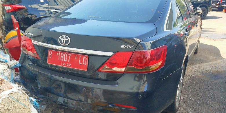 Toyota Camry yang akan dilelang pemerintah jelang Lebaran, Mei 2021.
