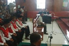 Rekan Salim Kancil: Saya Memang Pura-pura Mati, Pak Hakim