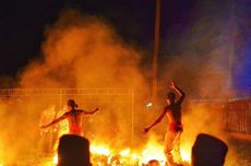 Menyaksikan Atraksi Tari Zapin Api di Teluk Rhu Riau