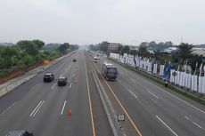 H-1 Lebaran, Arus Mudik di Tol Jakarta-Cikampek Ramai Lancar