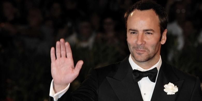 Tom Ford berpendapat bahwa berbusana adalah bagian dari ekspresi sopan santun seseorang.