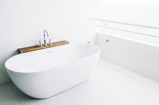 Pertimbangkan 5 Hal Ini Sebelum Membeli Bathtub