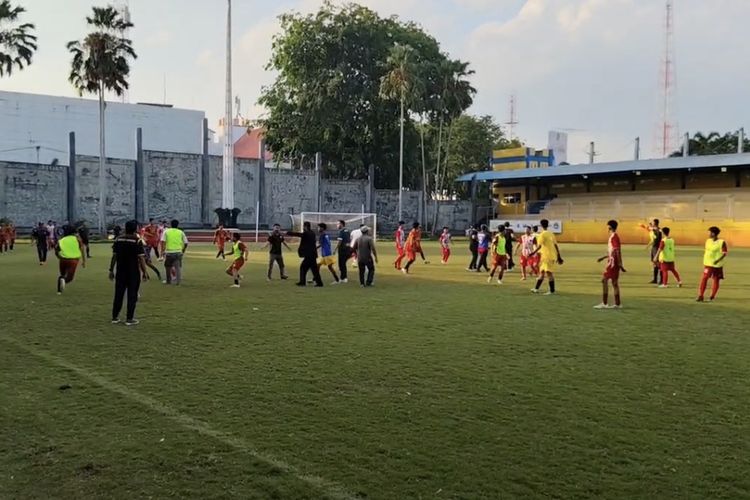 Final Piala Soeratin U-15 Kalbar Berujung Ricuh, Kasus Dibawa ke Sidang Disiplin