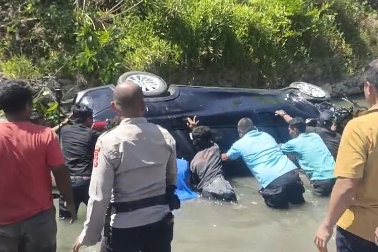 Kronologi Mobil Rombongan Ketua Pengadilan Agama Bombana Terjun ke Jurang di Muna Sultra
