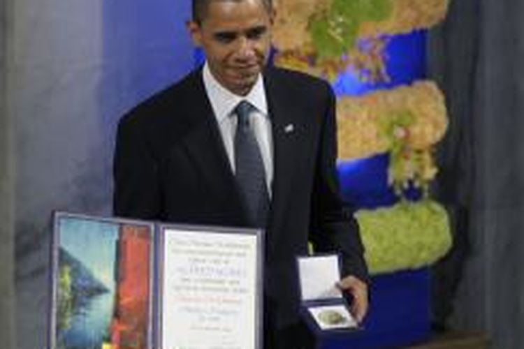 Presiden AS Barack Obama saat menerima Nobel Perdamaian pada 2009