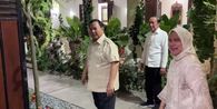 Prabowo Sambangi Rumah Jokowi Setibanya di Solo