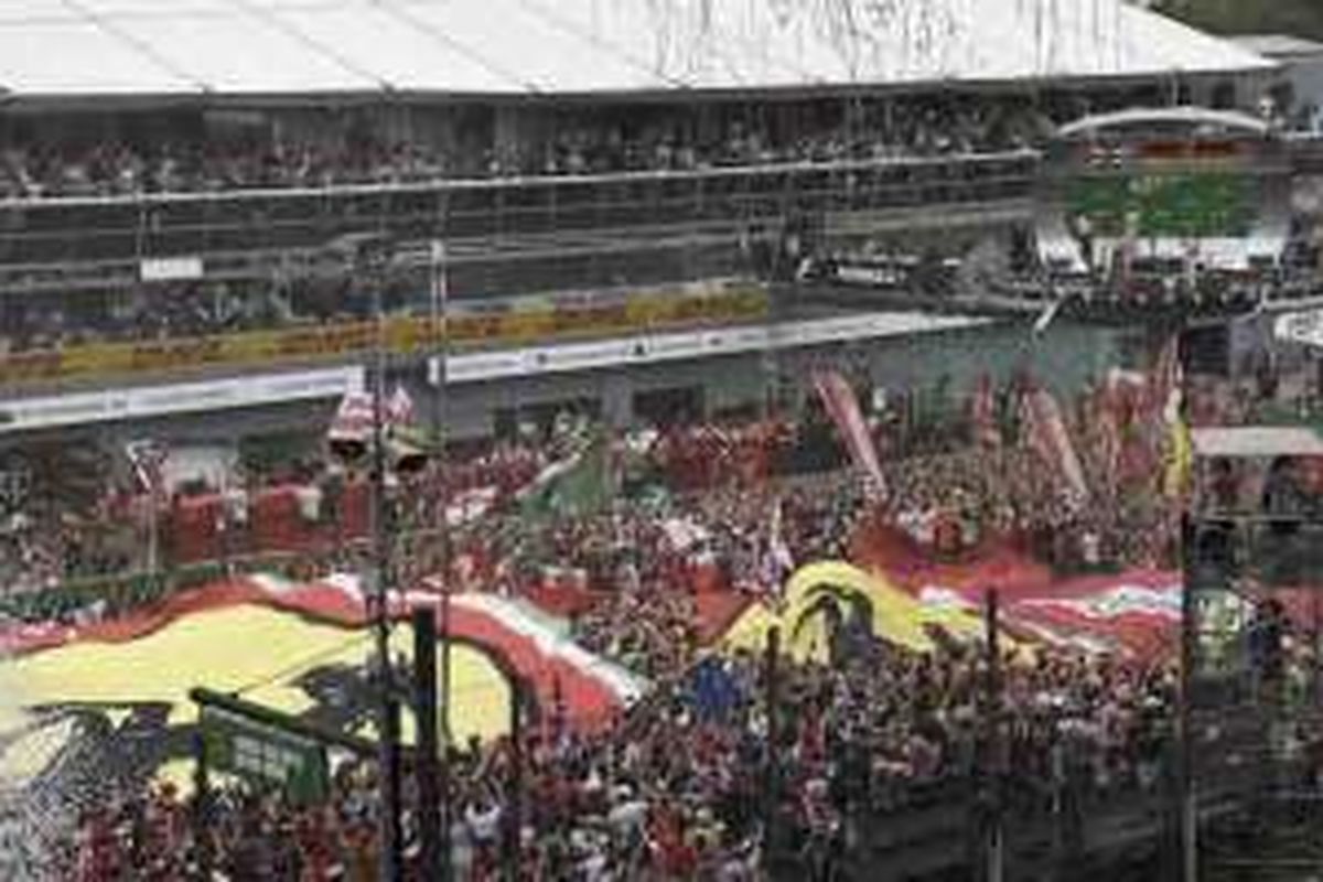 Fans F1 di sirkuit Monza, Italia