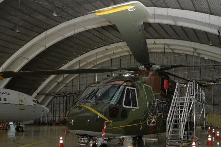 Helikoper AgustaWestland AW101 di Hanggar Skuadron Teknik 021, Lanud Halim Perdanakusuma, Jakarta Timur.