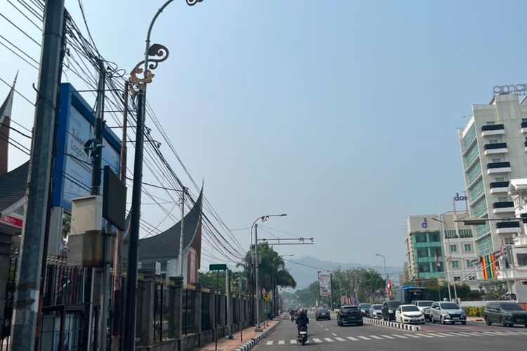 Kualitas Udara Kota Padang Memburuk, DLH Sumbar Sebut Masuk Kategori Sangat Tak Sehat