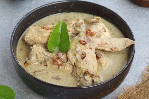 Resep Opor Ayam Spesial Lebaran dan Tips Atur Cita Rasa Kuah 