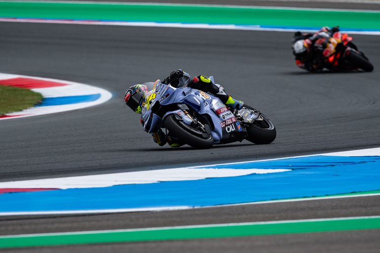 Fermin Aldeguer saat berlaga pada MotoGP Belanda 2025