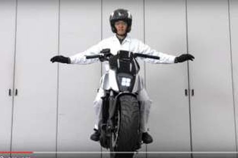 Teknologi “Self-Balancing” pada Sepeda Motor Honda