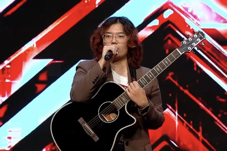 Marisa kontestan X Factor Indonesia saat tampil di depan juri mentor. 