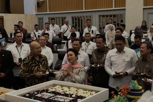 Saat Titiek Soeharto Dapat Surprise Ultah dari Didiet Prabowo di DPR, Ikut Dirayakan Para Menteri