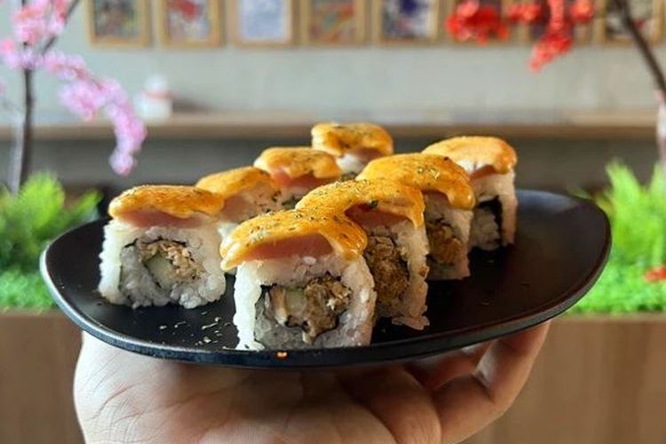 hidangan sushi di Sushiruma Jogja