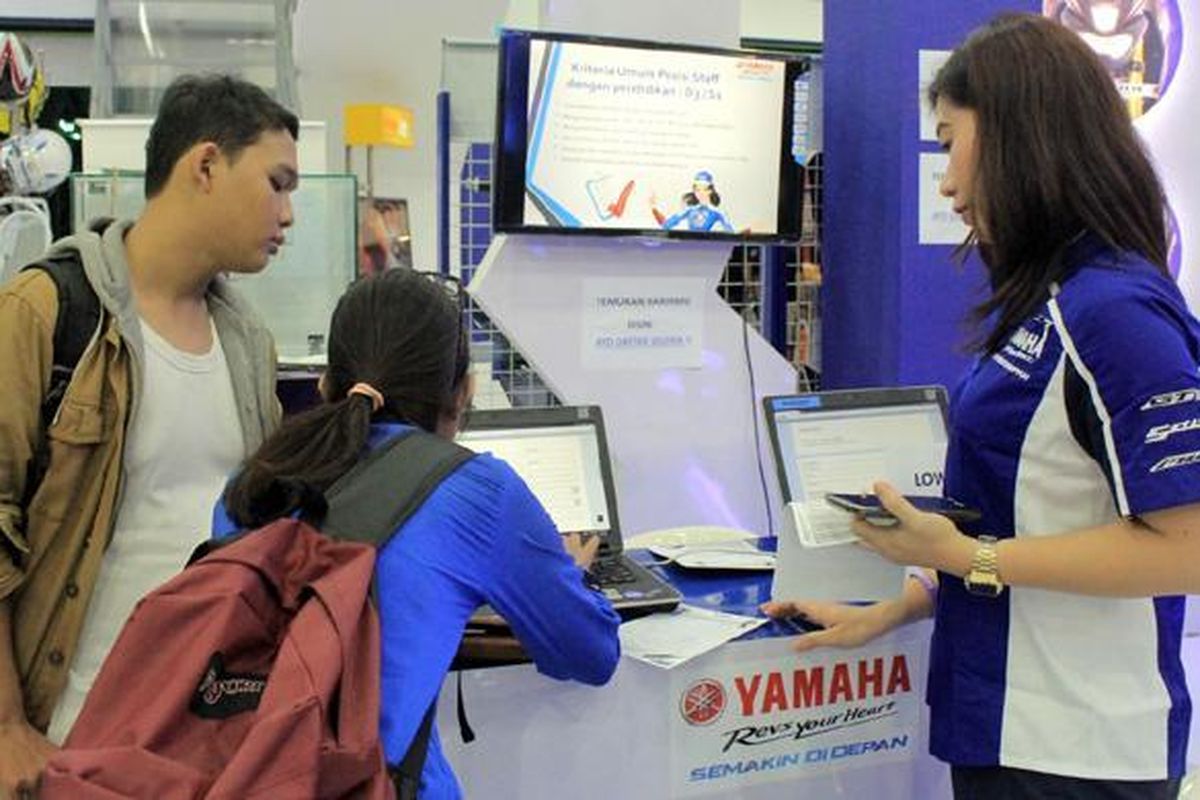 Yamaha Indonesia membuka stand khusus untuk pelamar kerja di booth Yamaha Jakarta Fair Kemayoran.