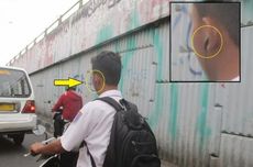 Menggunakan Headset Saat Berkendara Picu Risiko Kecelakaan