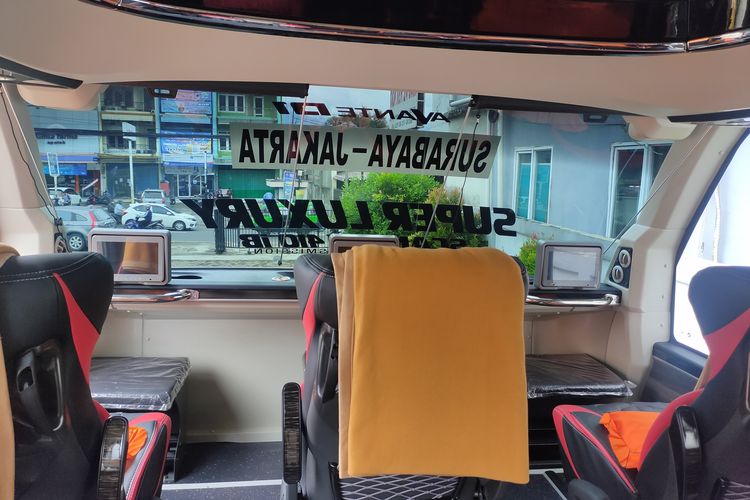 Kabin bus AKAP baru PO Harapan Jaya